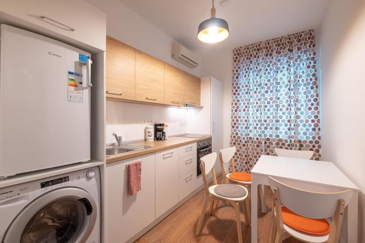 Apartamento Sophisticated Gem With Private Parking Sofía Exterior foto